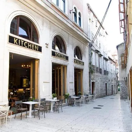 Luxury In Diocletian Palace 3* Split
