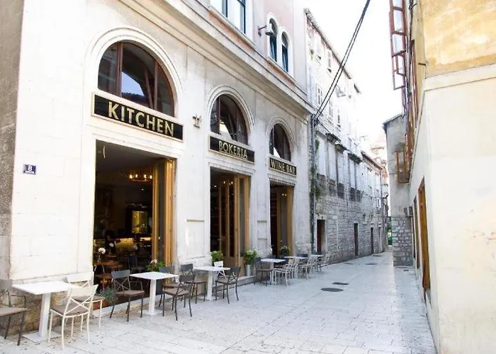 Luxury In Diocletian Palace * 스플리트